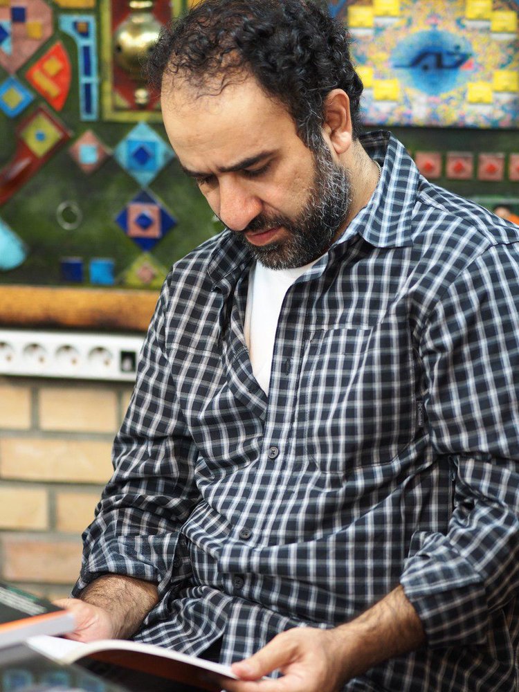 استوری بیمارستان کسری در مورد آخرین وضعیت رضا امیرخانی