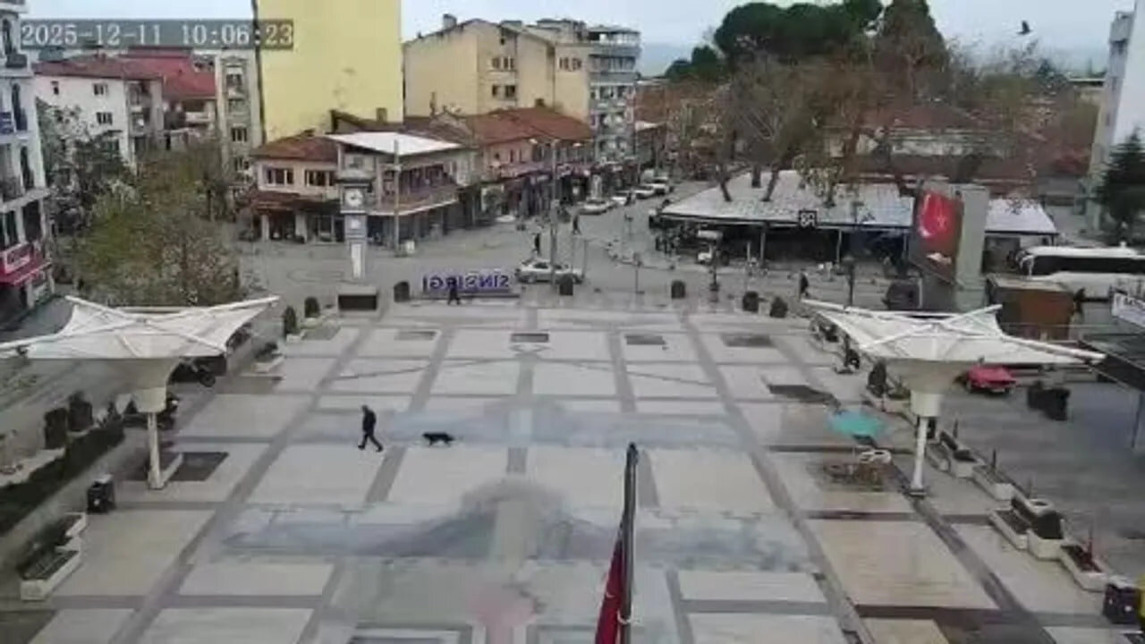 ببینید | اولین تصاویر از لحظه وقوع زمین لرزه 4.9 ریشتری در بالیکسیر ببینید | اولین تصاویر از لحظه وقوع زمین لرزه 4.9 ریشتری در بالیکسیر