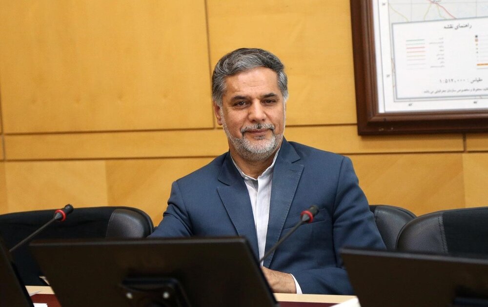 کنایه چهره فاصله گرفته از جلیلی به عضو حلقه جلیلی در مجلس؛ انتشار کلیپ علیه پزشکیان چه معنایی دارد؟